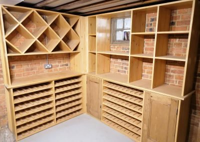 Clapton – Wine Celler